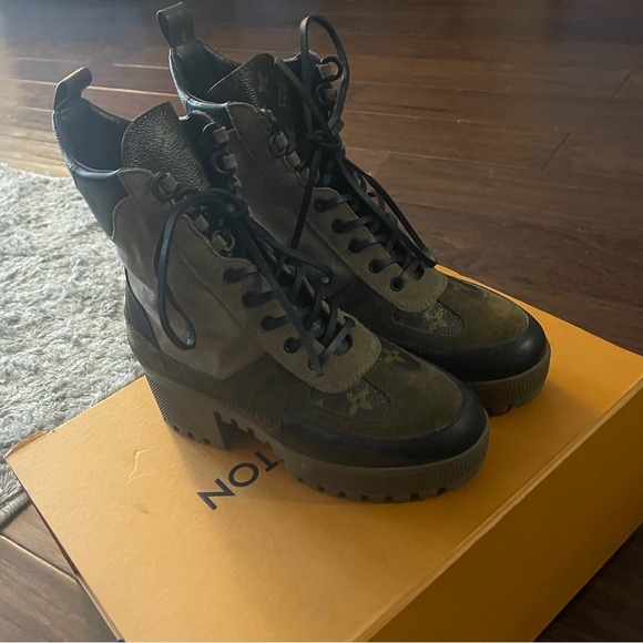 Louis Vuitton boots size 36 (7W) Laureate Plattorm Desert - Picture 6 of 6
